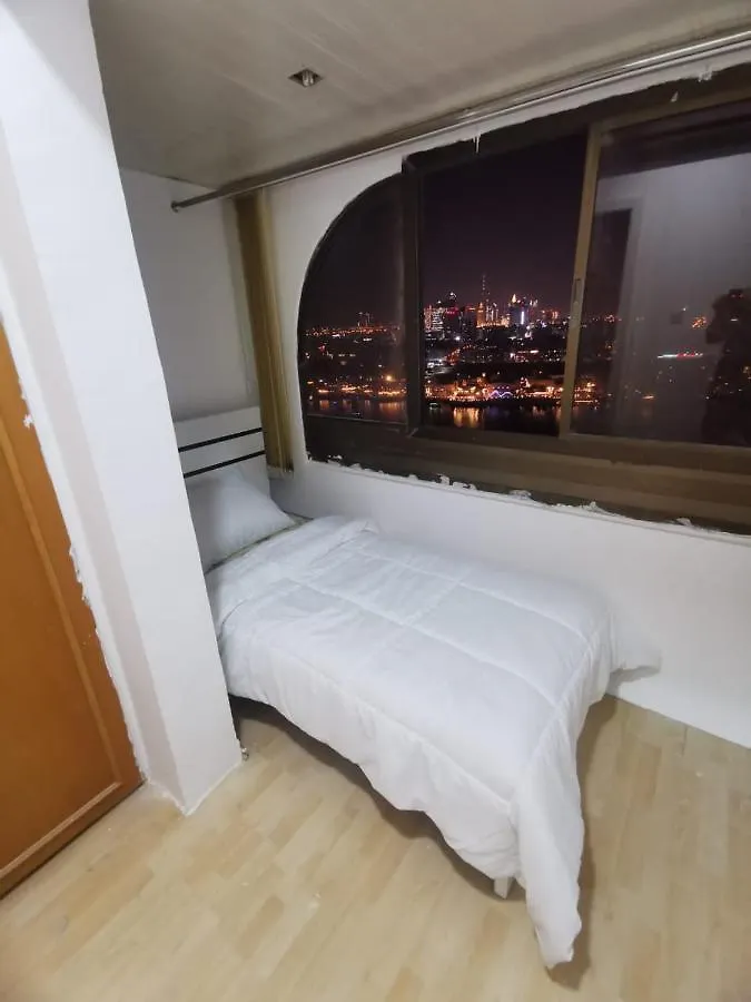 Cloud9 Hostel Dubai