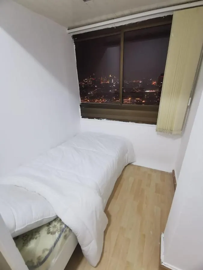 Cloud9 Hostel Dubai