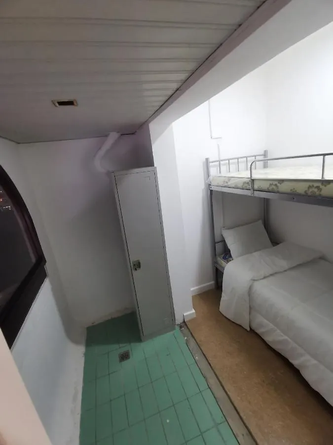 Cloud9 Hostel Dubai